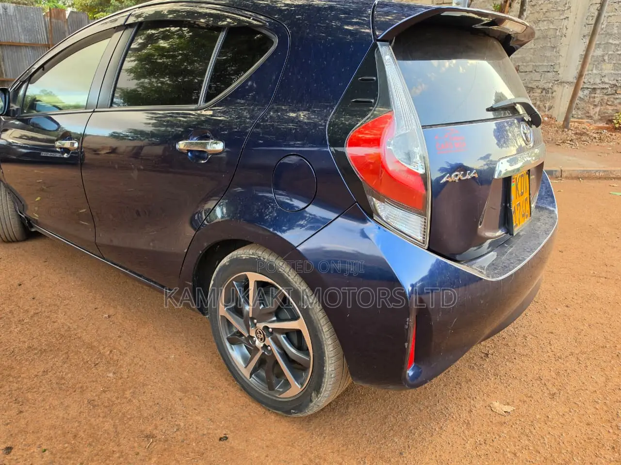 Toyota Aqua 2018 Blue