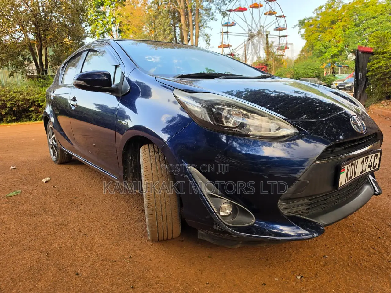 Toyota Aqua 2018 Blue