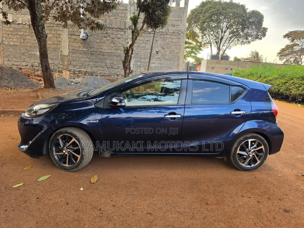 Toyota Aqua 2018 Blue