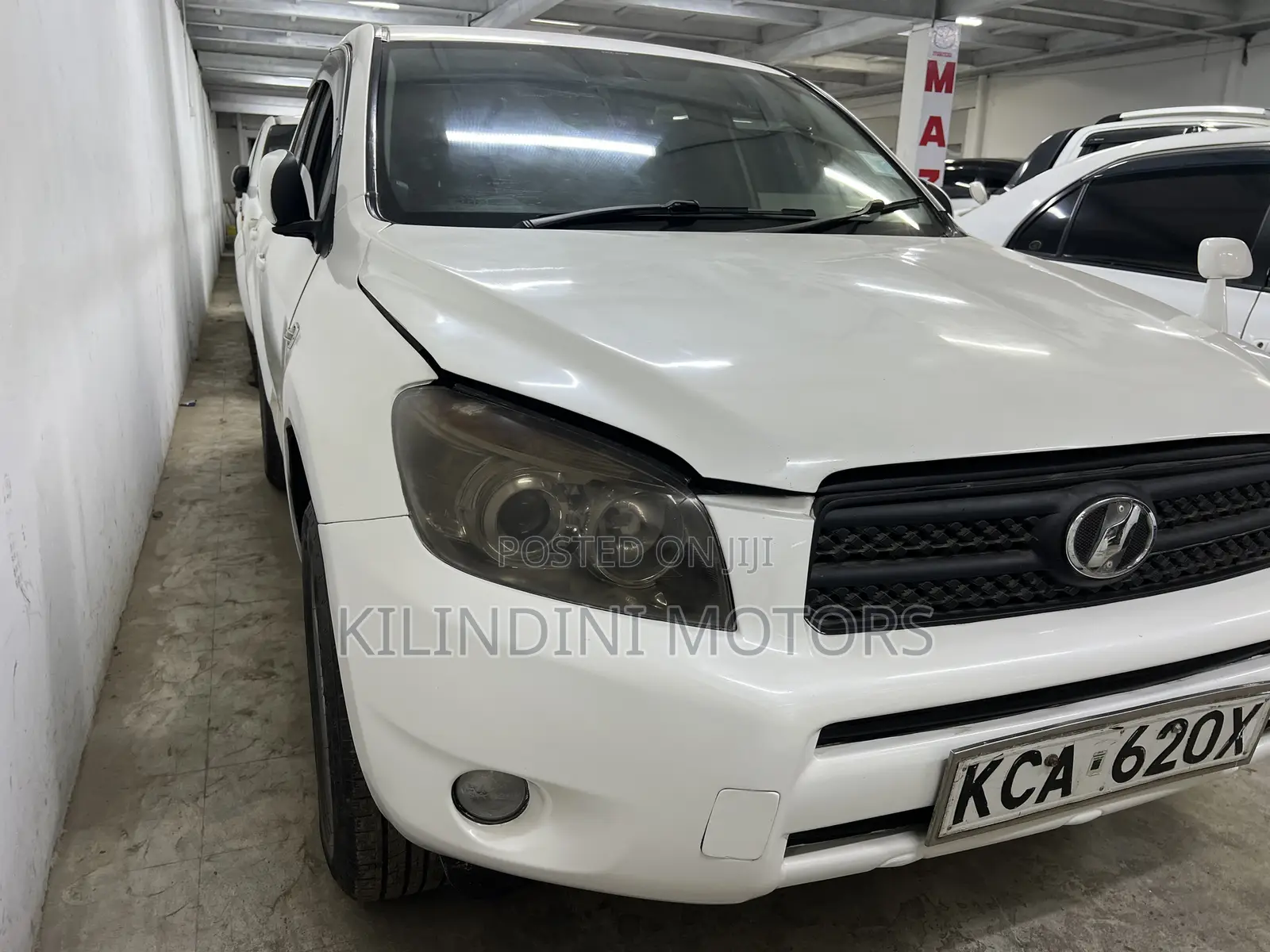 Toyota RAV4 2013 White