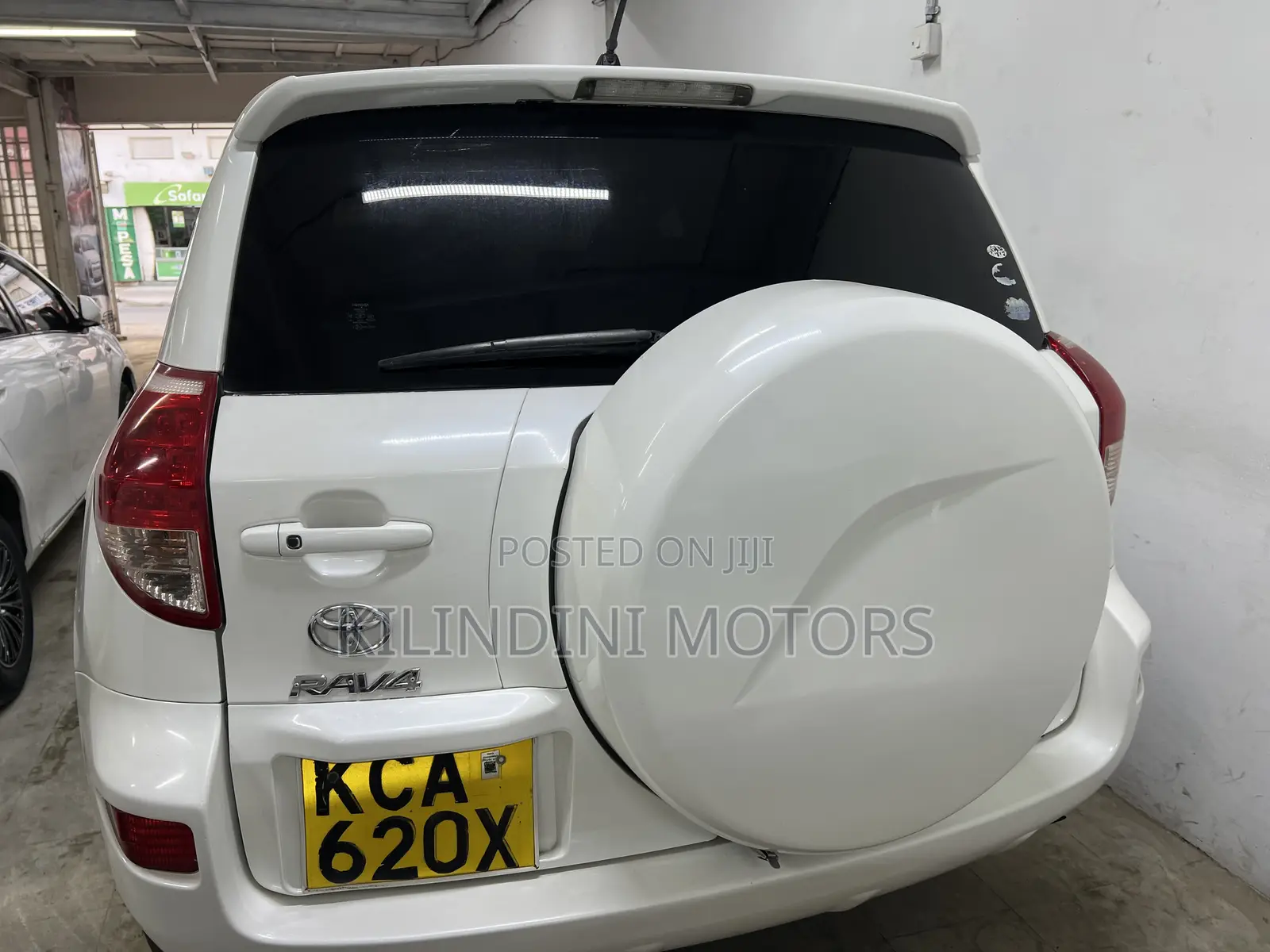 Toyota RAV4 2013 White