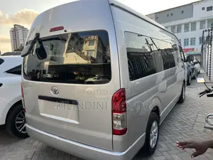 Toyota HiAce 2020 Silver