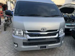 Toyota HiAce 2020 Silver