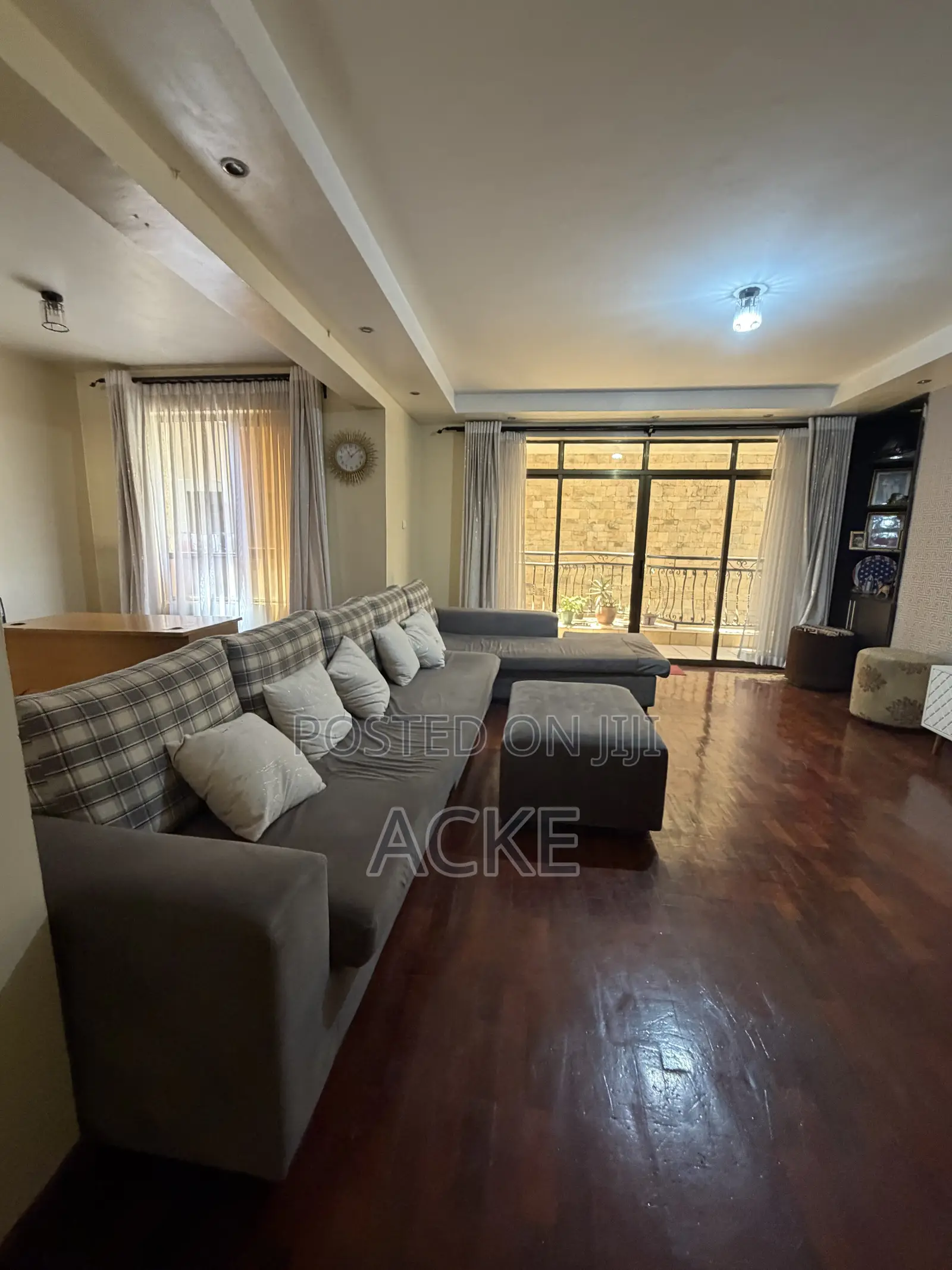 Sofaset on Quick Sale