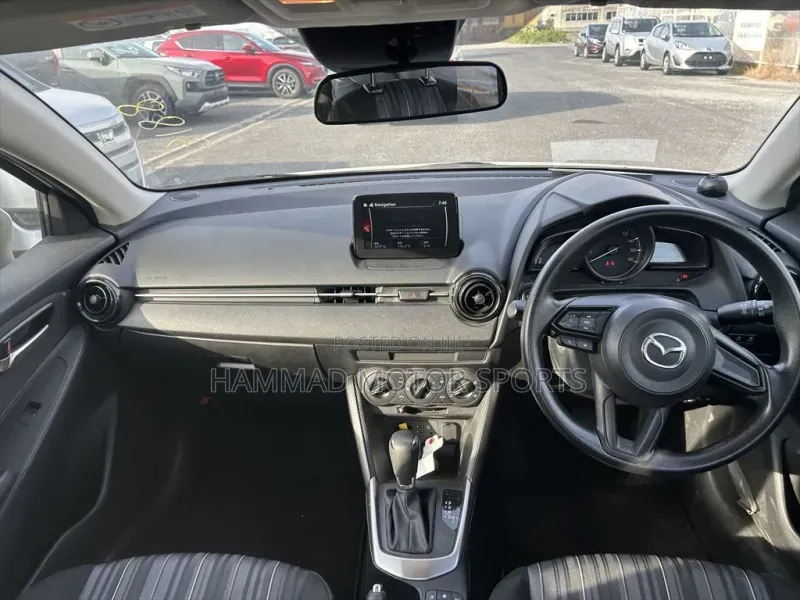 Mazda 2 2020 White