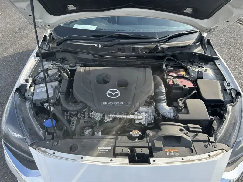 Mazda 2 2020 White