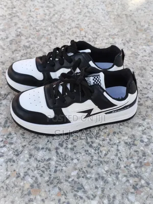 Comfortable & Stylish Everyday Sneakers