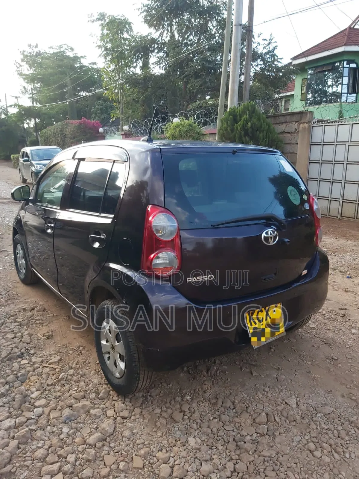 Toyota Passo 2012 Black