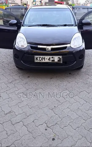 Toyota Passo 2015 Brown