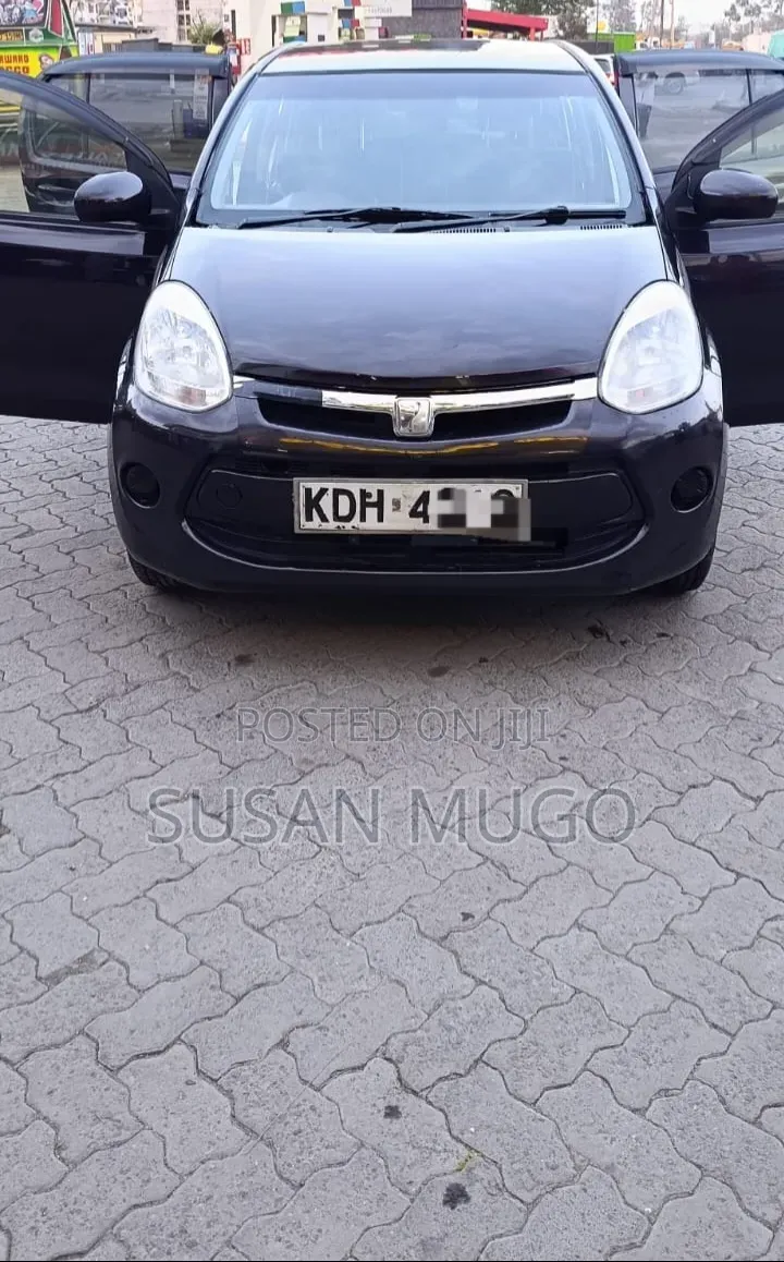 Toyota Passo 2015 Brown