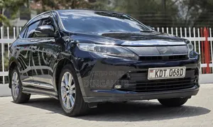 Toyota Harrier 2.0 2017 Matt Black
