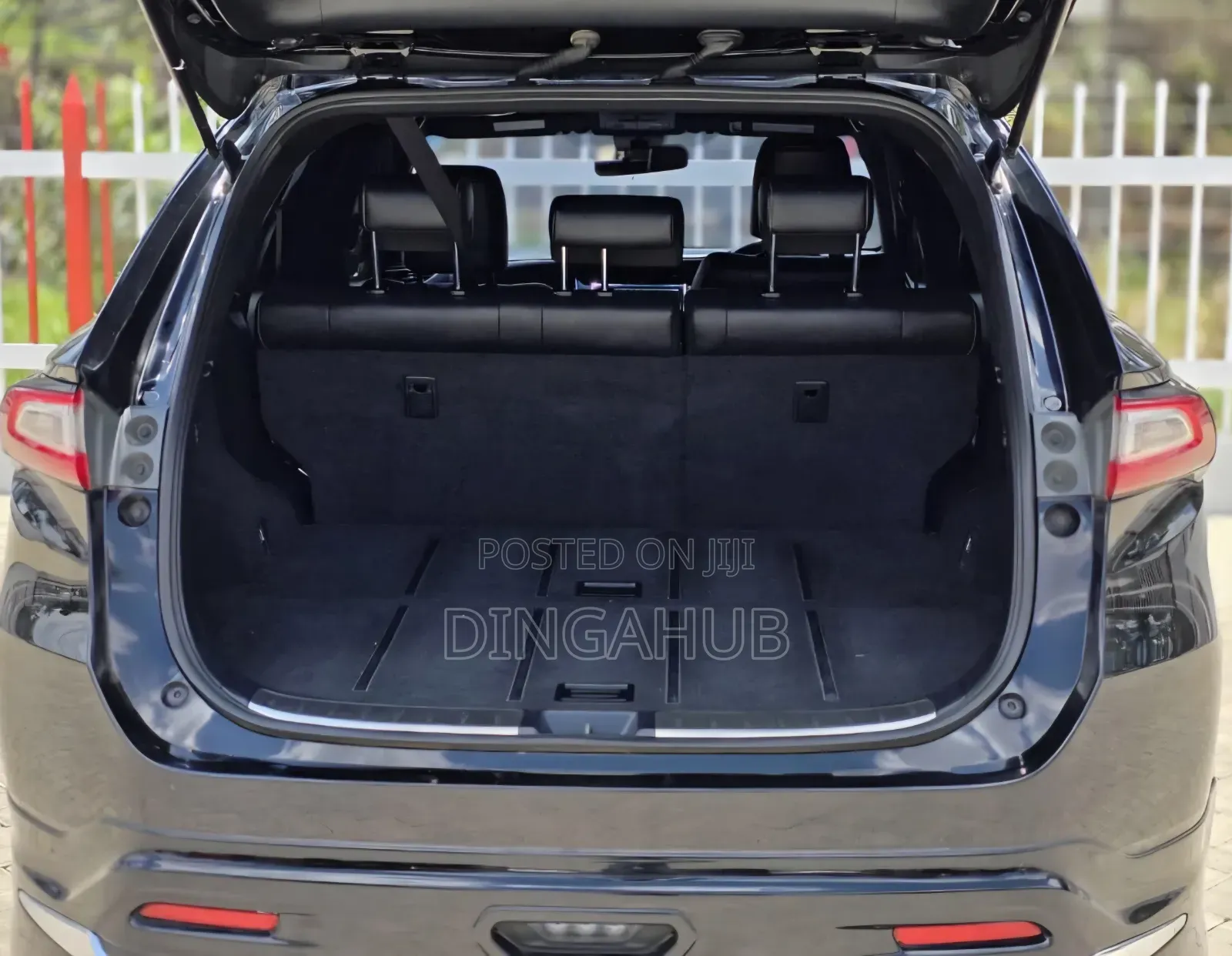 Toyota Harrier 2.0 2017 Matt Black