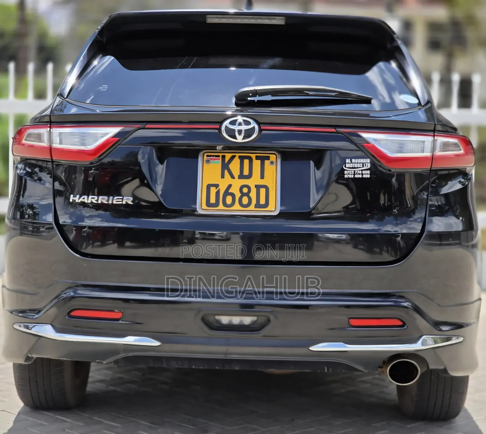 Toyota Harrier 2.0 2017 Matt Black