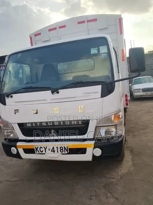 Mitsubishi Fuso 2014 White