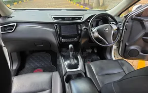 Nissan X-Trail 2017 White
