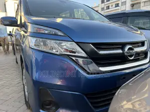 Nissan Serena 2019 Blue