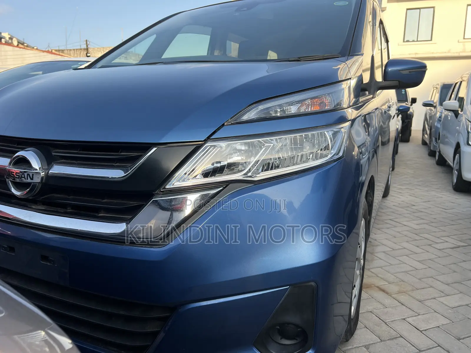 Nissan Serena 2019 Blue