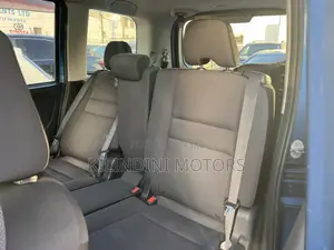 Nissan Serena 2019 Blue