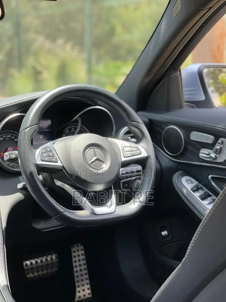 Mercedes-Benz C200 2016 Blue