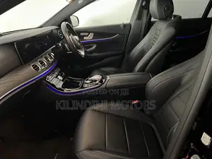 Mercedes-Benz E200 2020