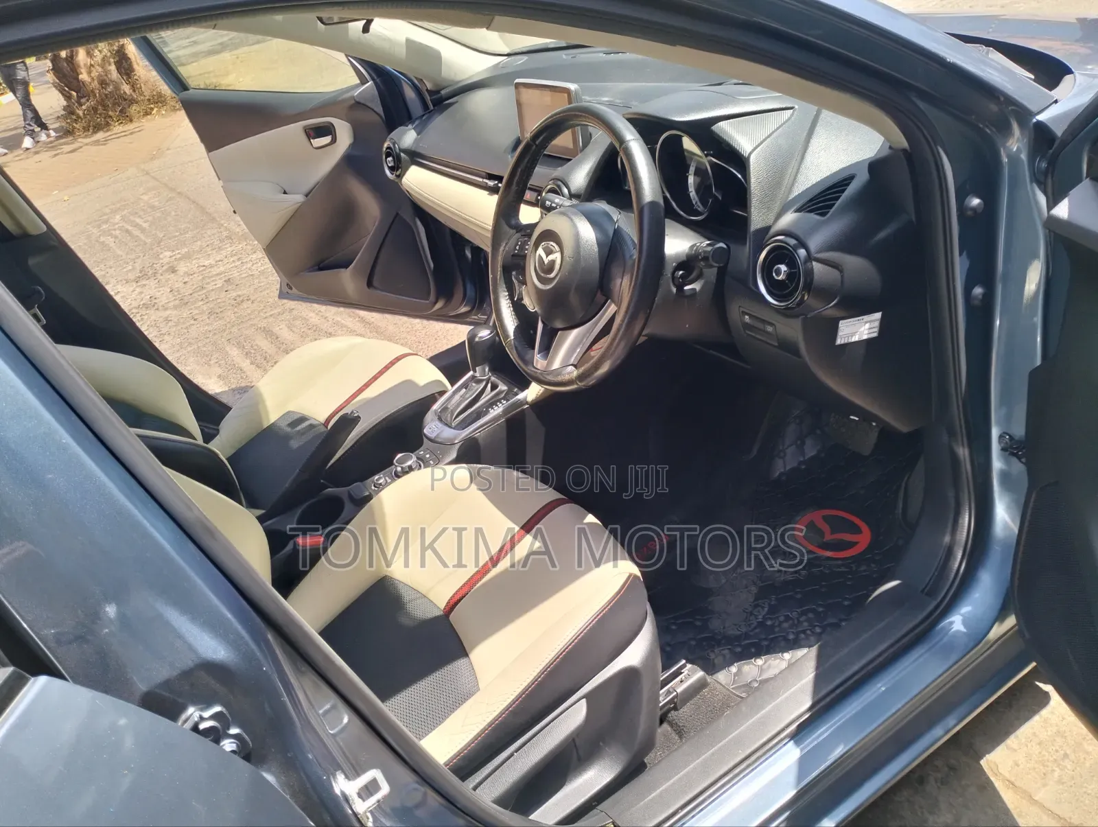 Mazda Demio 2016 Gray