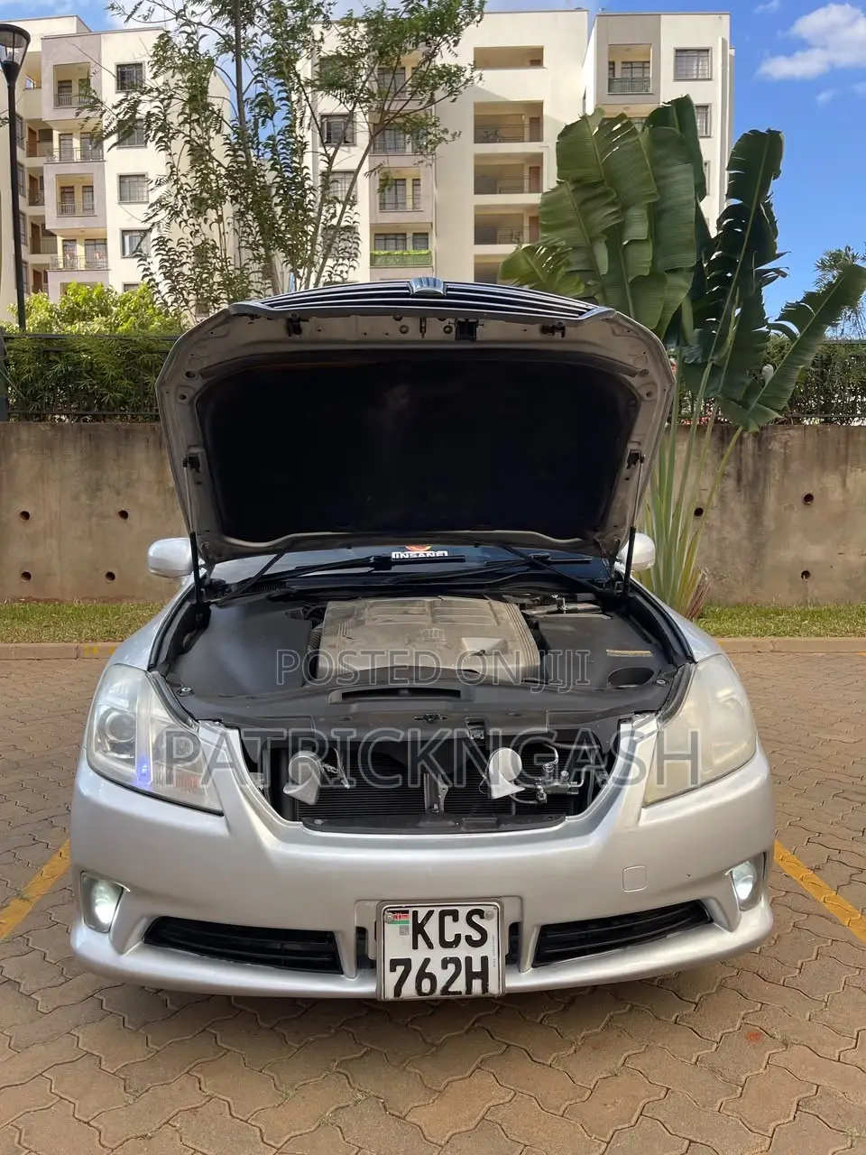 Toyota Crown 2011 Silver