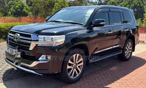 Toyota Land Cruiser 4.6 V8 ZX 2016 Black