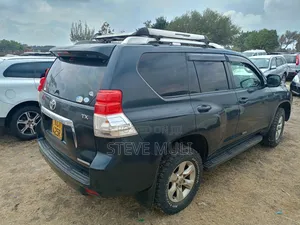 Toyota Land Cruiser Prado 2013 Gray