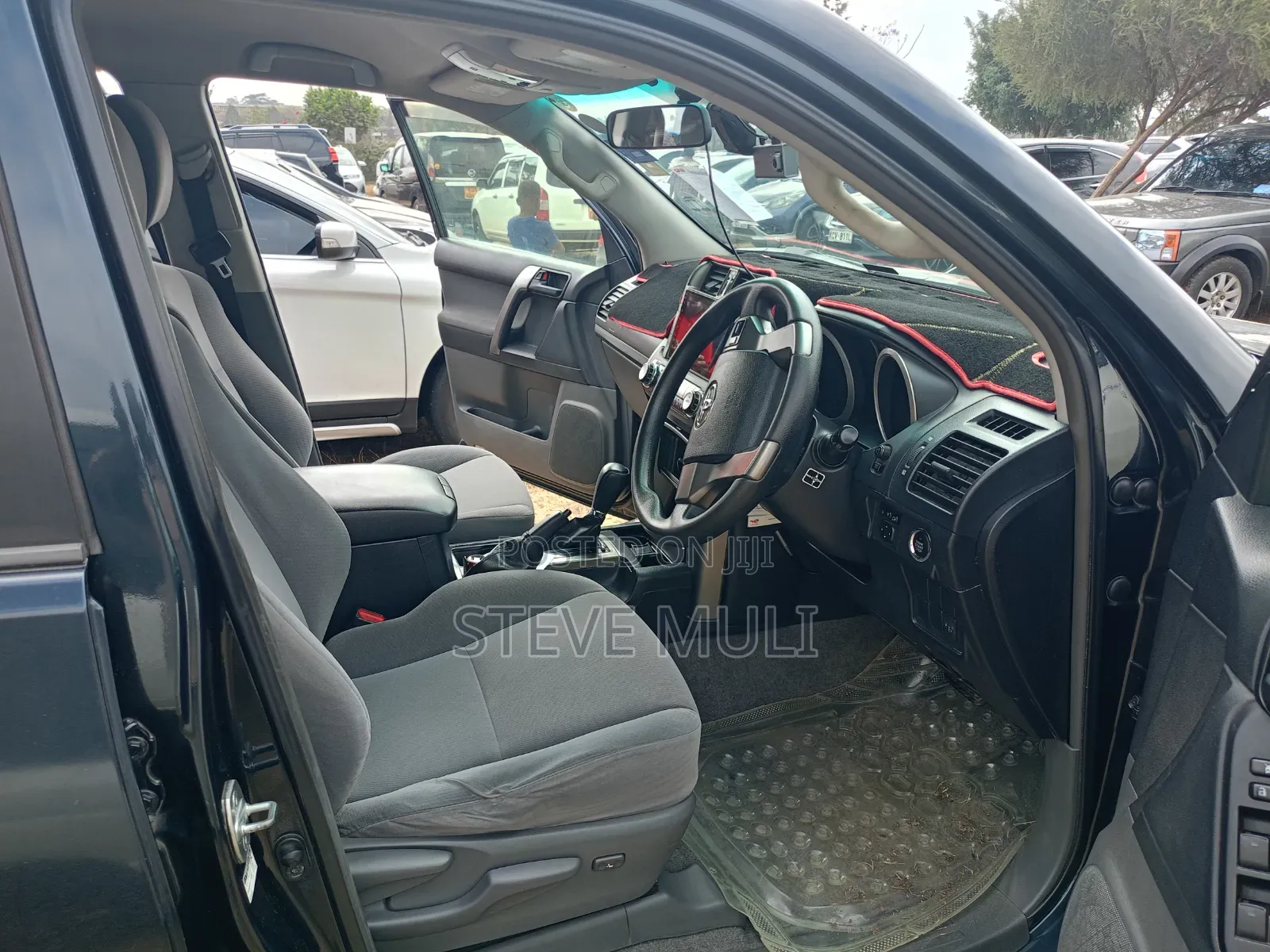 Toyota Land Cruiser Prado 2013 Gray