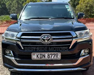 Toyota Land Cruiser 4.6 V8 ZX 2015 Black