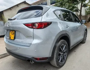 Mazda CX-5 2020 Gray