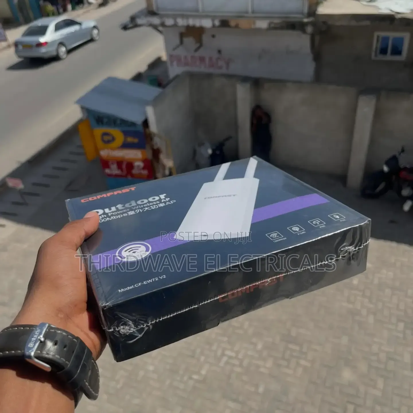 Modern Outdoor COMFAST CF-EW72 Wifi Extender Yt3