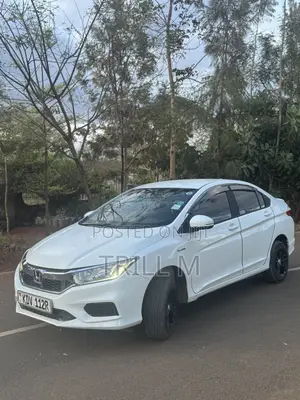 Honda Grace 1.5 Hybrid FWD 2018 White