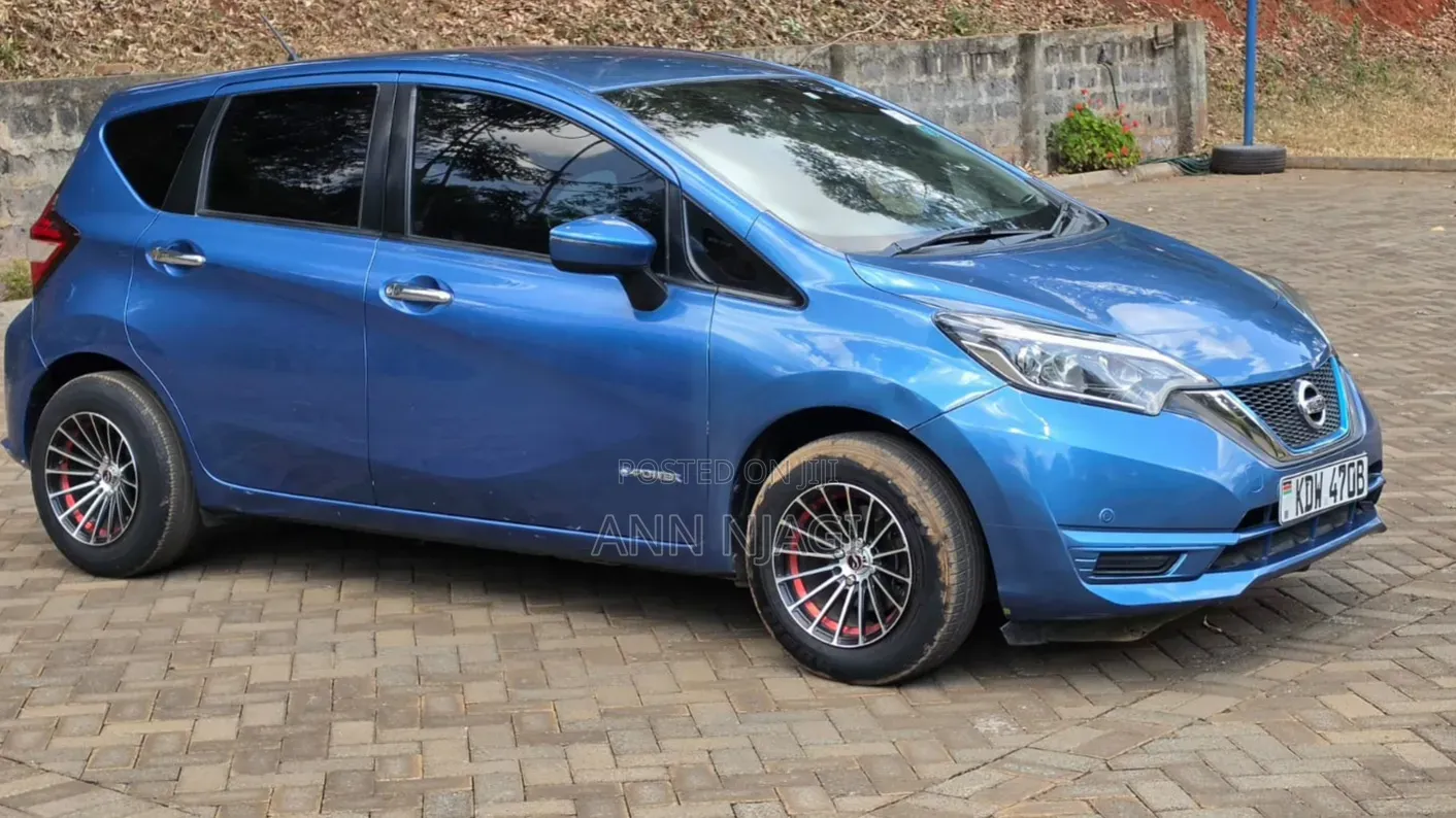 Nissan Note 2018 Blue