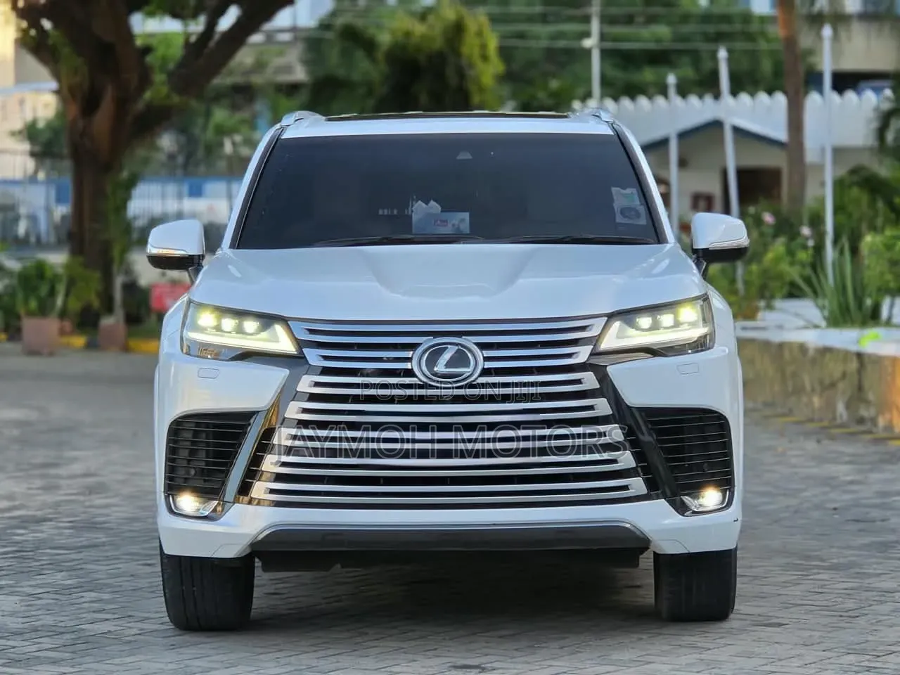 Lexus LX 2024