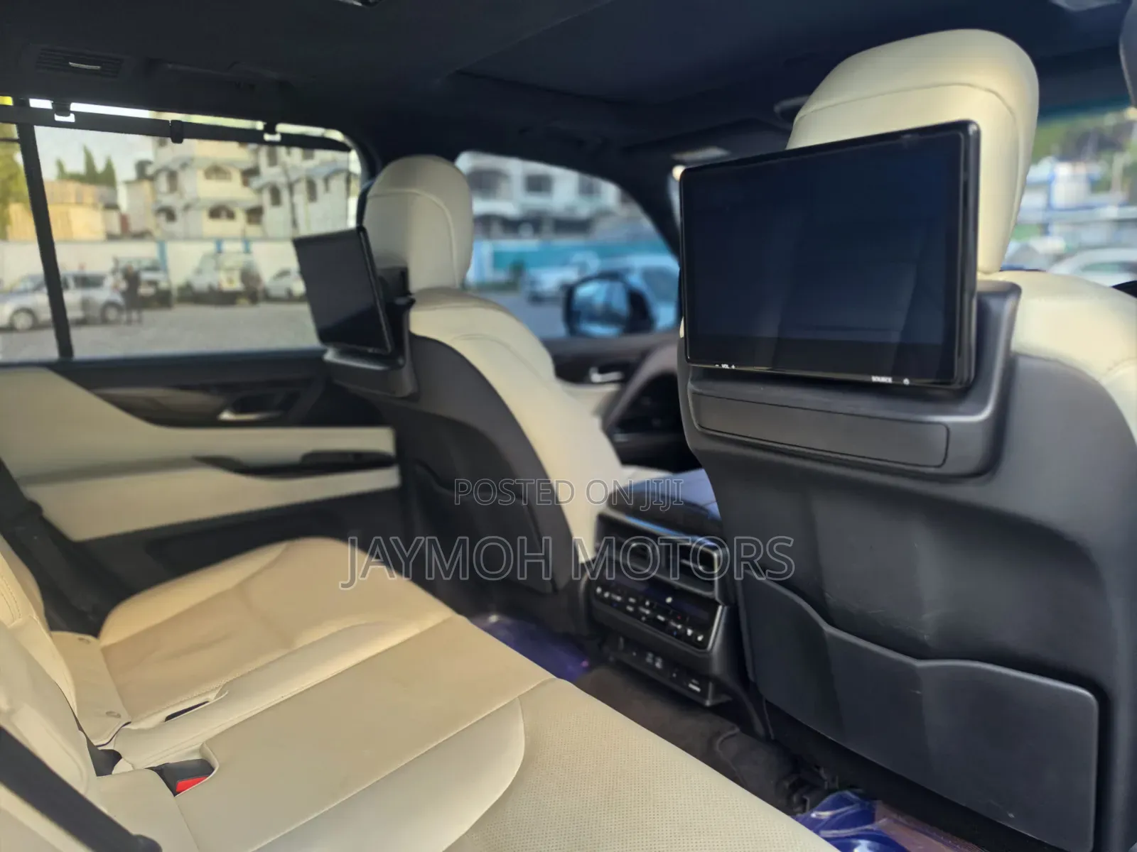 Lexus LX 2024