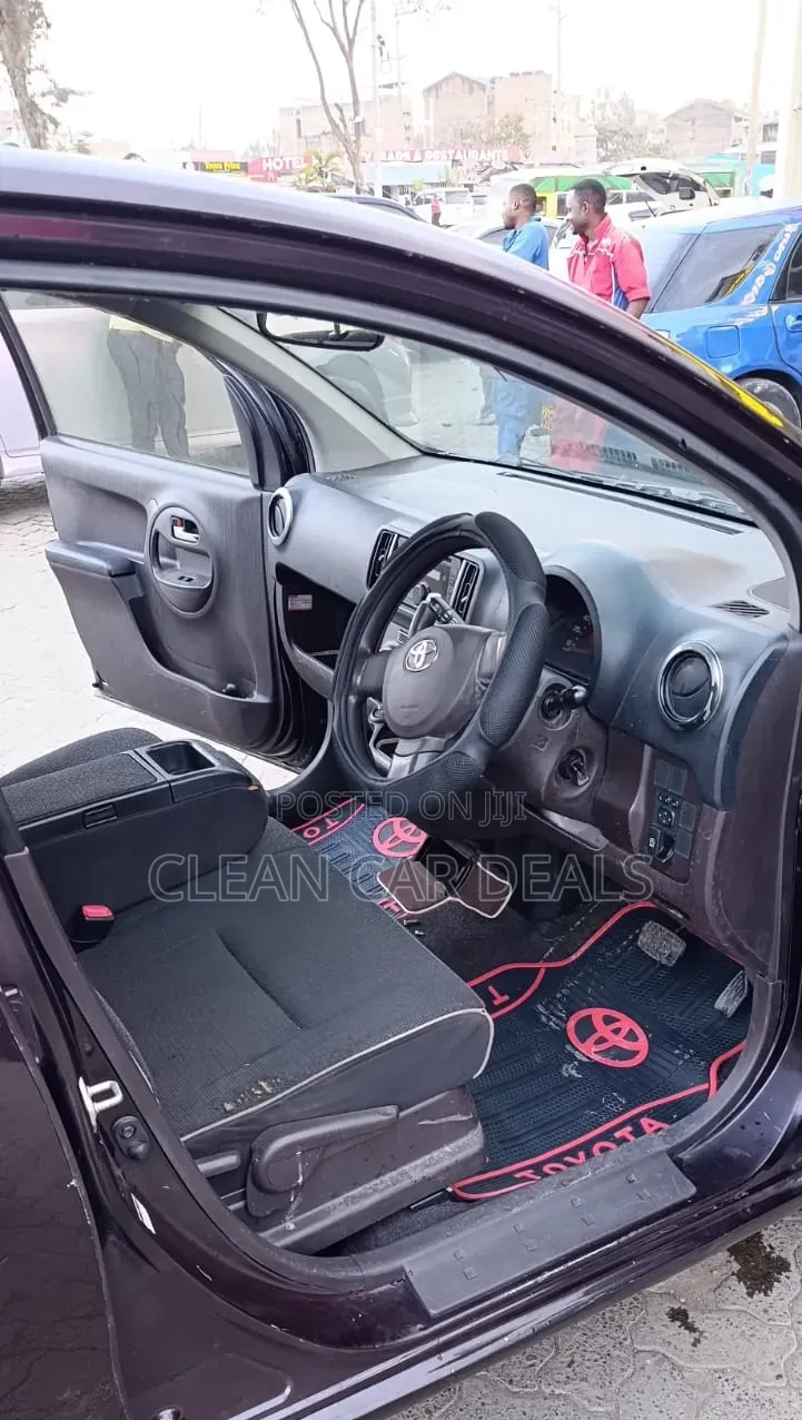 Toyota Passo 2014 Brown