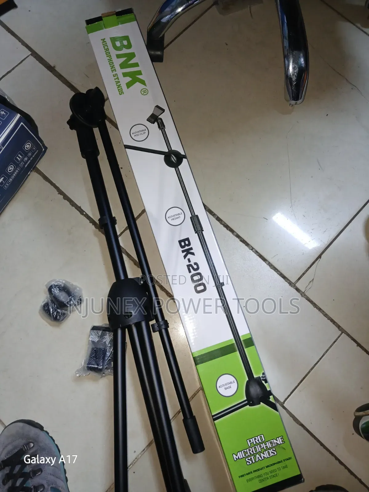 BNK BK-200 Tripod Boom Microphone Stand