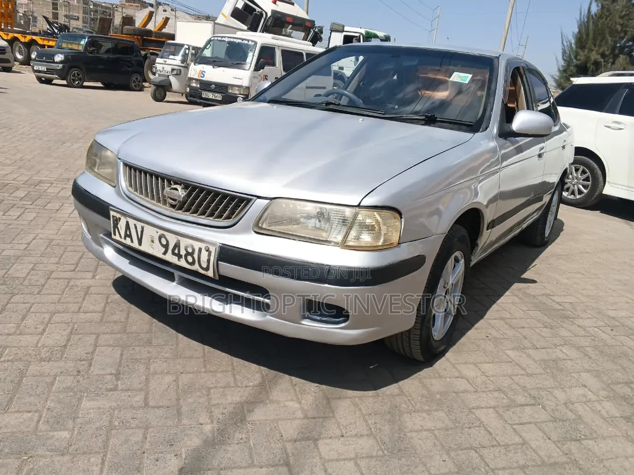 Nissan FB15 2002 Silver