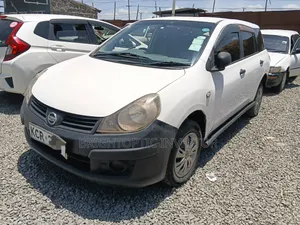 Nissan Advan 2011 White
