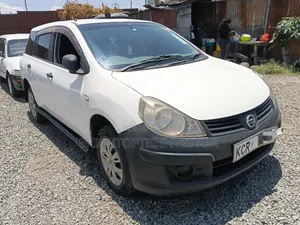 Nissan Advan 2011 White