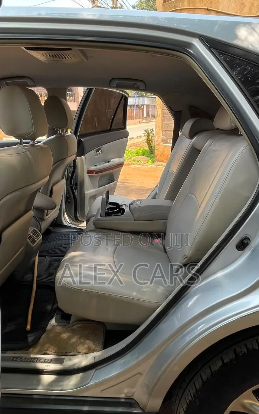Toyota Harrier 2008 Silver