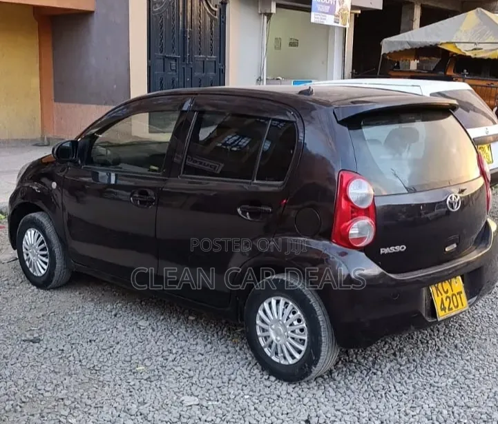 Toyota Passo 2013 Black