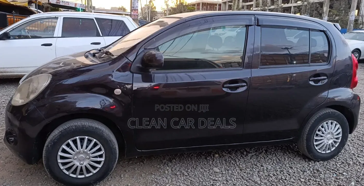 Toyota Passo 2013 Black
