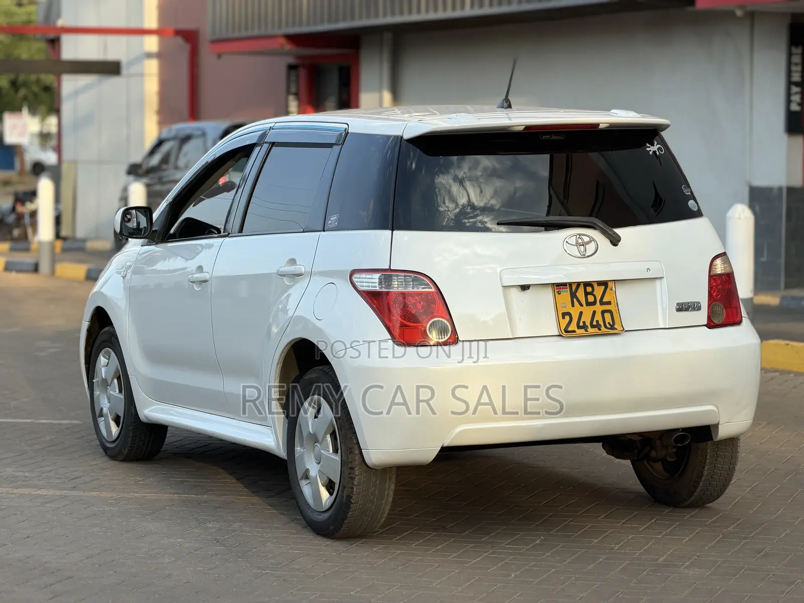 Toyota IST 2008 White