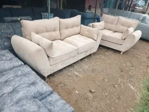 5 Seaters Love Seat With Spring Cushions