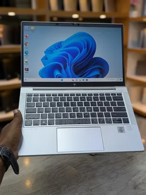 Laptop HP EliteBook 830 G7 8GB Intel Core i5 SSD 256GB