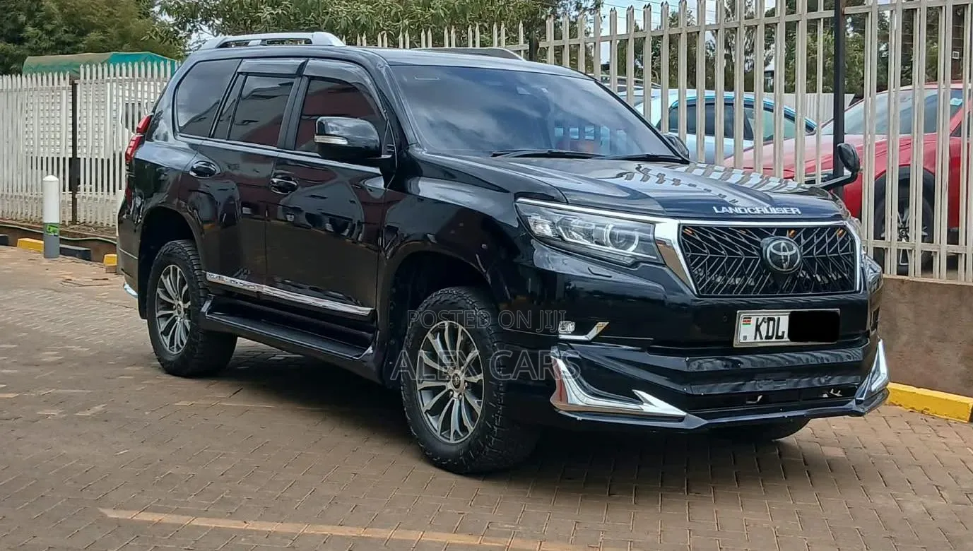 Toyota Land Cruiser Prado 2018 Black