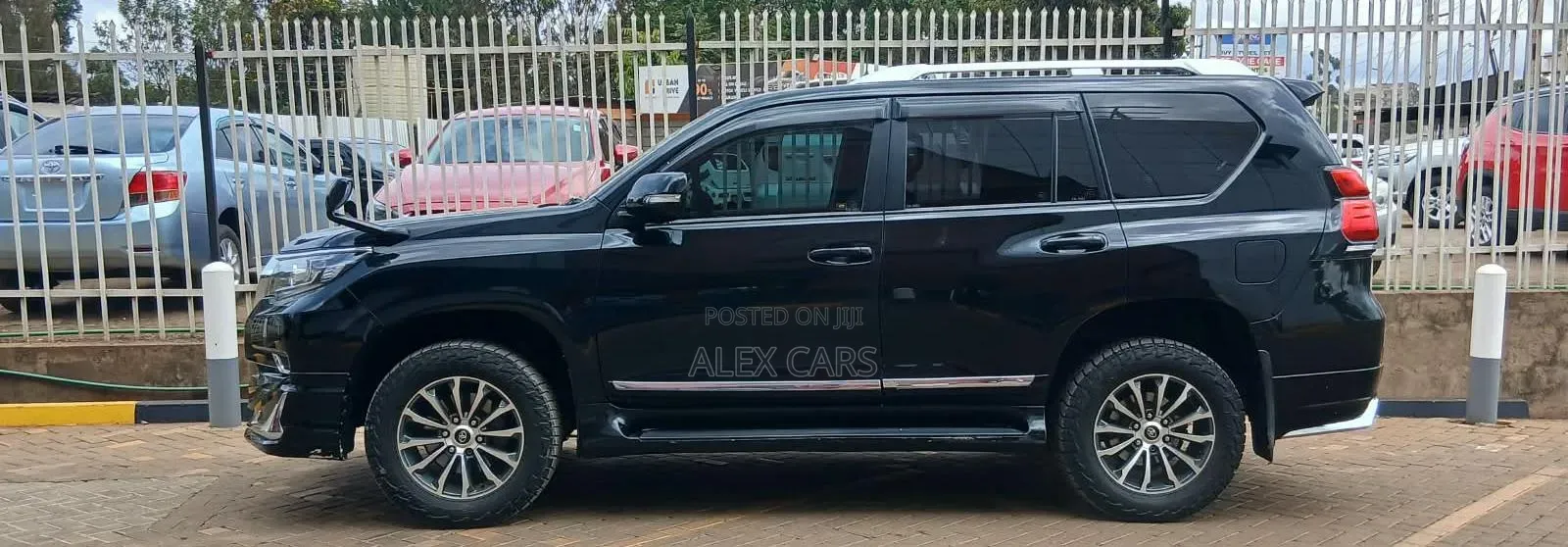 Toyota Land Cruiser Prado 2018 Black