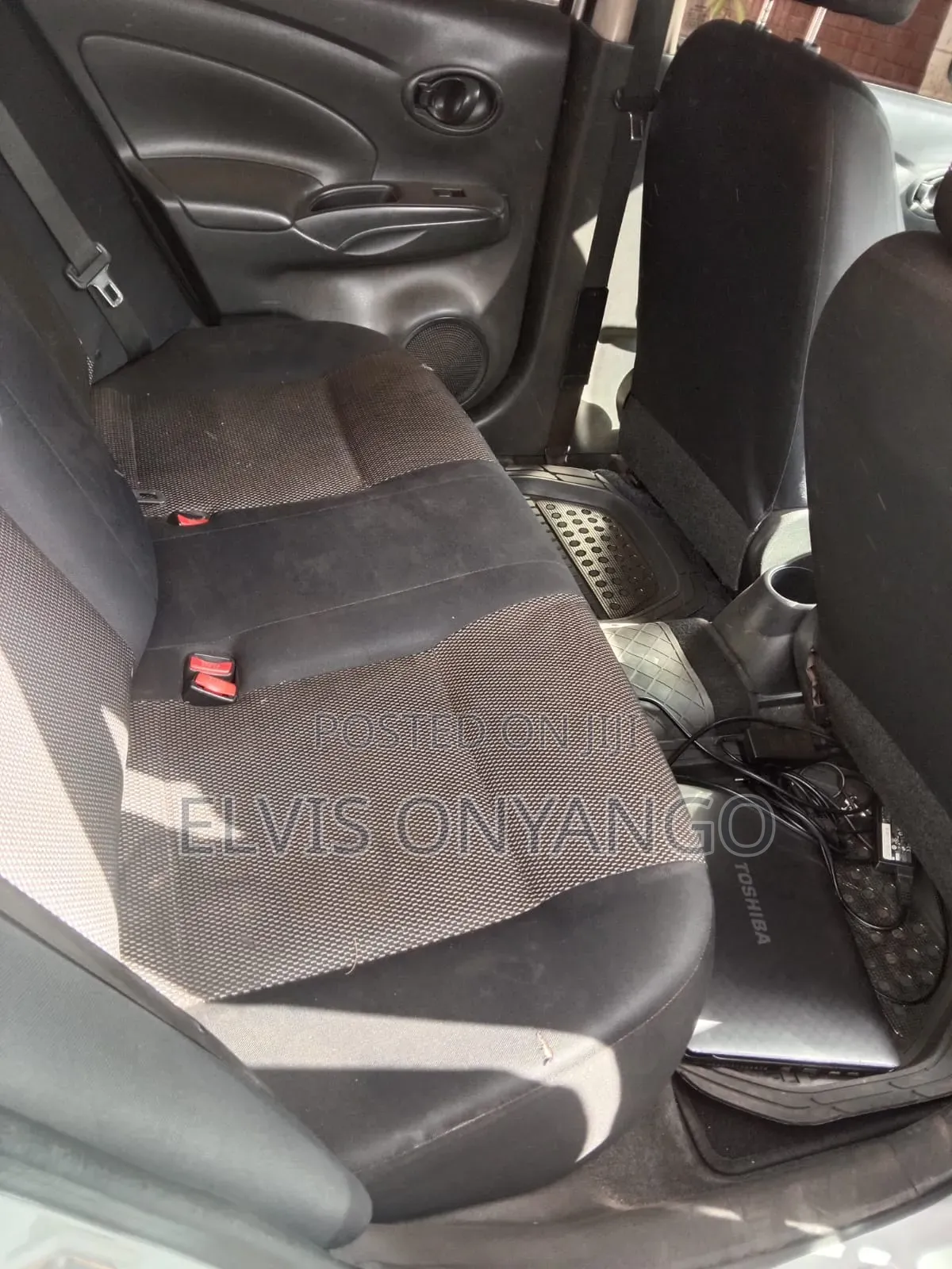Nissan Tiida 2014 Silver